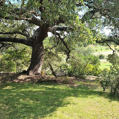 Hill Country Haute N Haus Relax And Renew Fischer Екстер'єр фото
