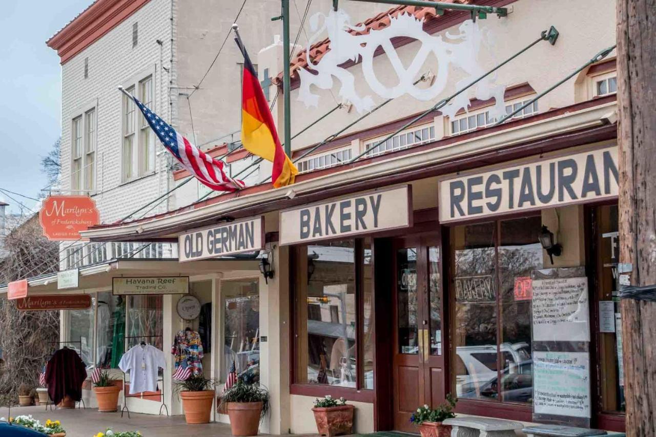 Hill Country Haute N Haus Relax And Renew Fischer Екстер'єр фото