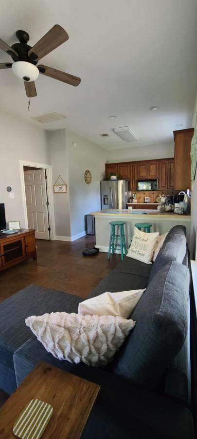 Hill Country Haute N Haus Relax And Renew Fischer Екстер'єр фото